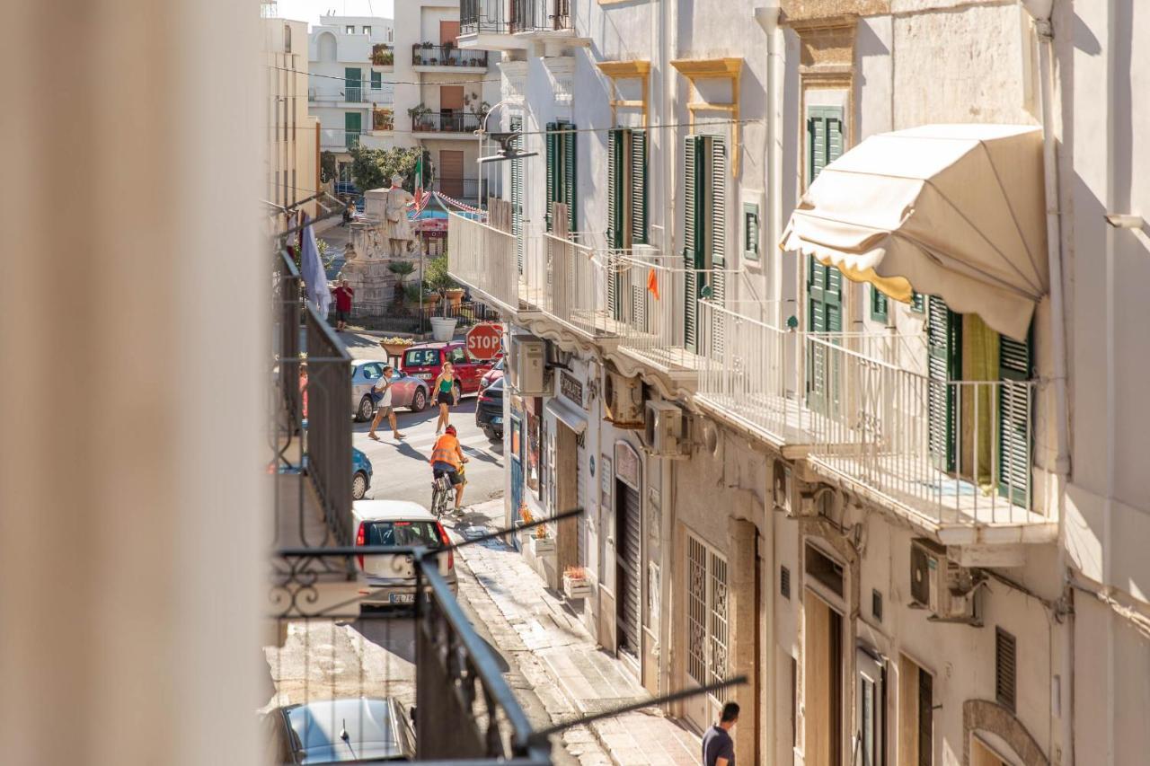 Bed and Breakfast Palazzo Novecento Polignano a Mare Exterior foto