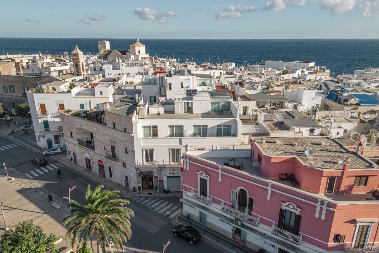Bed and Breakfast Palazzo Novecento Polignano a Mare Exterior foto